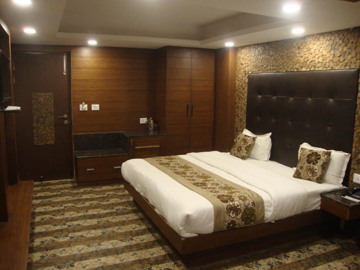 Hotel Hamers International Mussoorie Exteriér fotografie