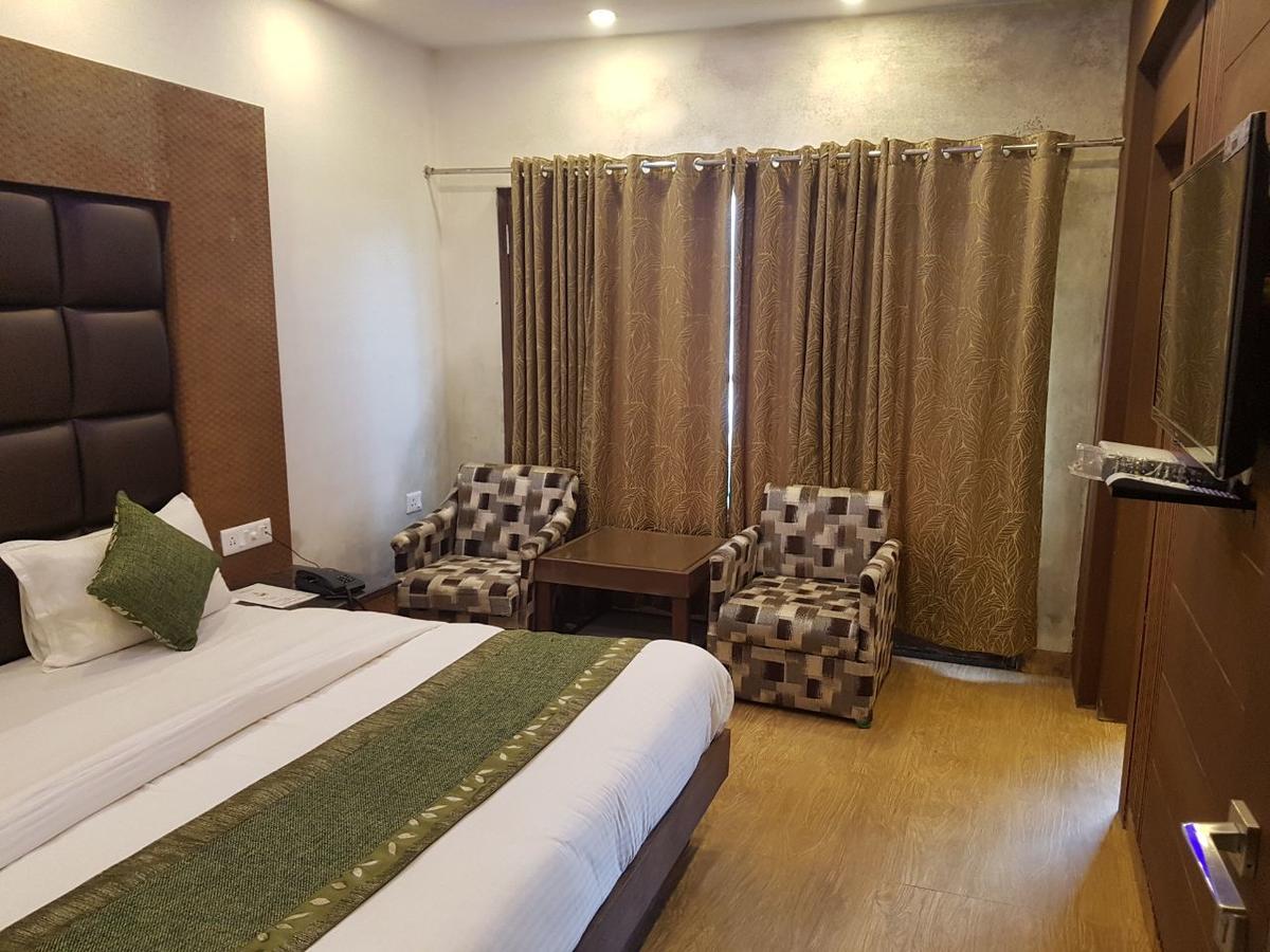 Hotel Hamers International Mussoorie Exteriér fotografie
